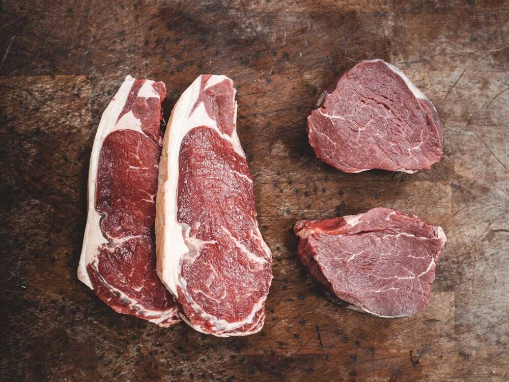 Familienbetrieb aus Lüneburg: die Erich Rothe Fleischerei mit Bistro in Horn / ©Unsplash/ Kyle Mackie