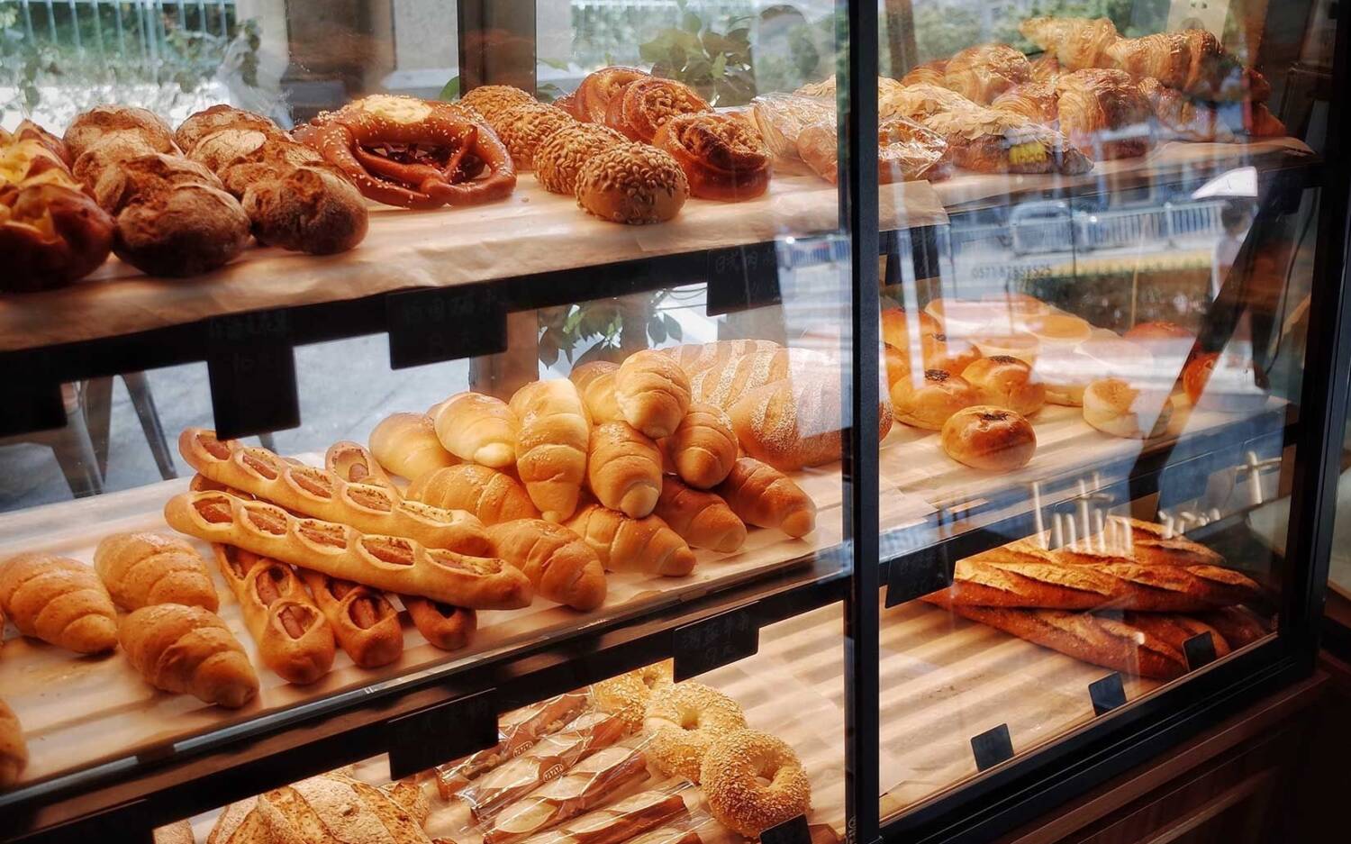 In der Bäckerei Allaf wartet ein großes Gebäck-Sortiment / ©Unsplash/Yeh Xintong