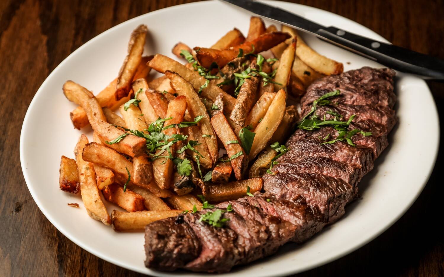 Gutbürgerliches Essen gibt es  in der Heimatliebe in Lohbrügge /  ©Unsplash/Tim Toomey