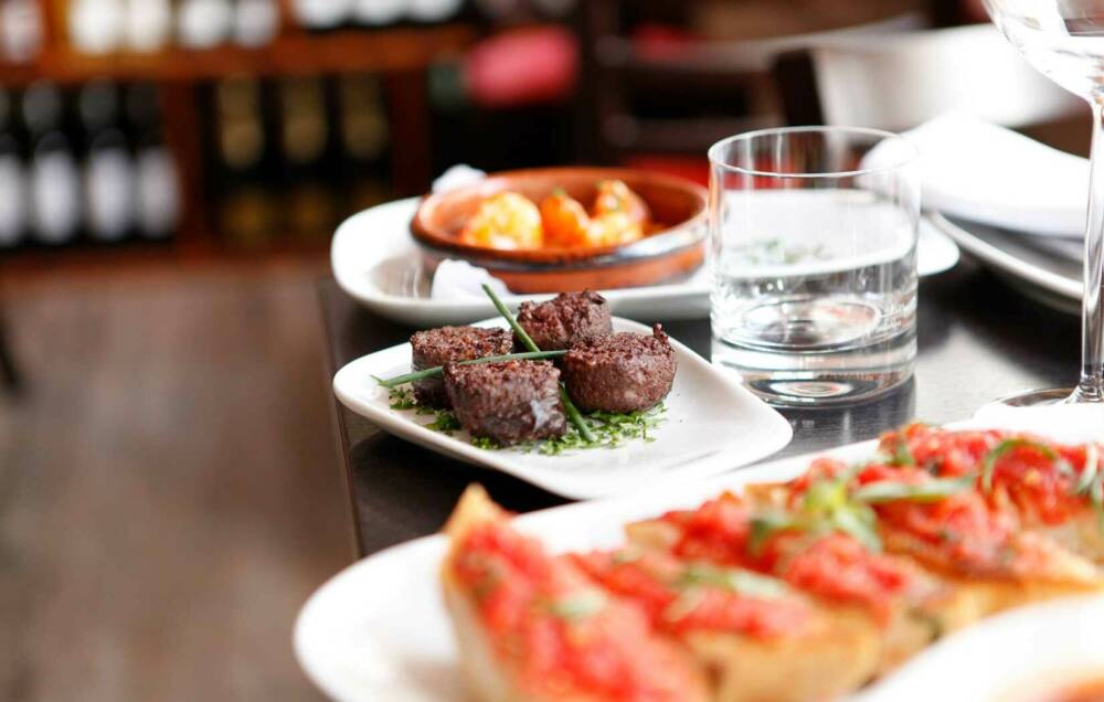 Das El Iberico bietet eine große Auswahl spanischer Tapas / ©El Iberico