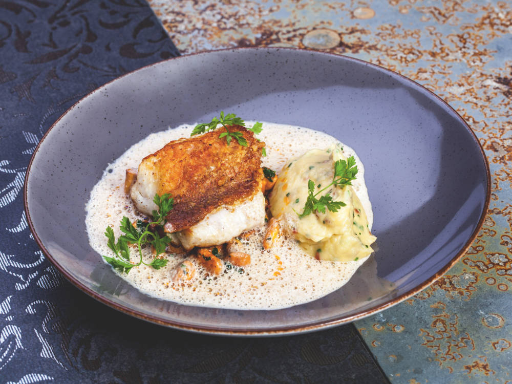 Im Restaurant Rive in Altona können Gäste besonders gut Fisch essen / ©David Strüning