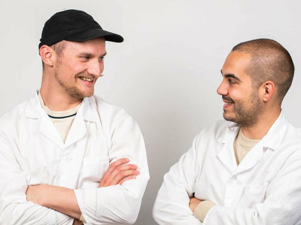 Nico und Patrick (v.l.), die Jungs hinter dem veganen Mozzarella / ©Christopher Große-Cossmann