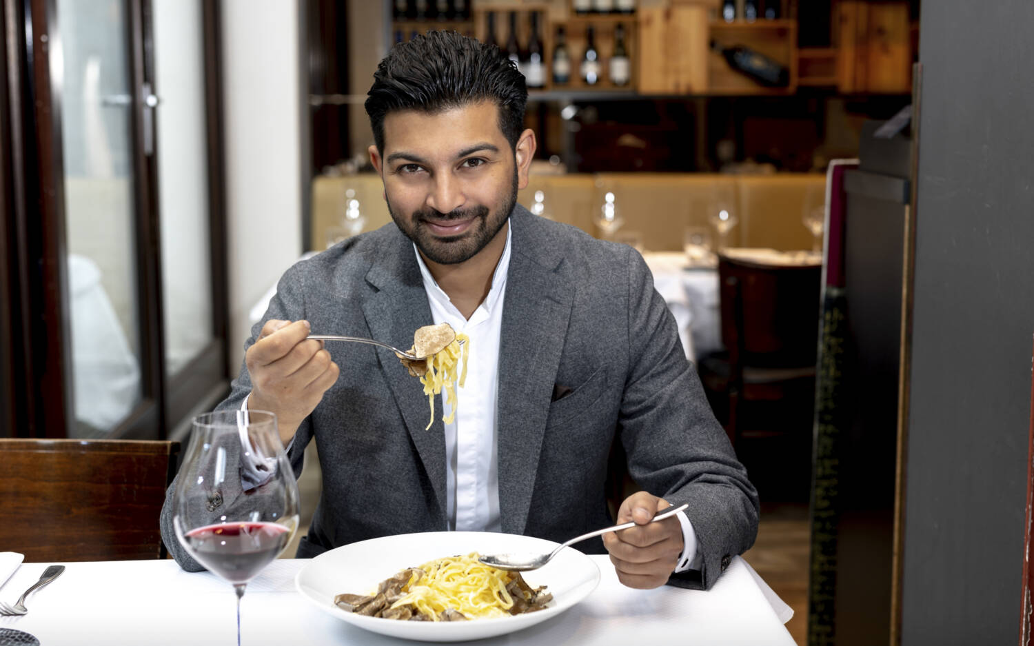 Ricky Kumar führt das Restaurant Casa di Roma gemeinsam mit seinem Vater Suman /©Julia Schumacher