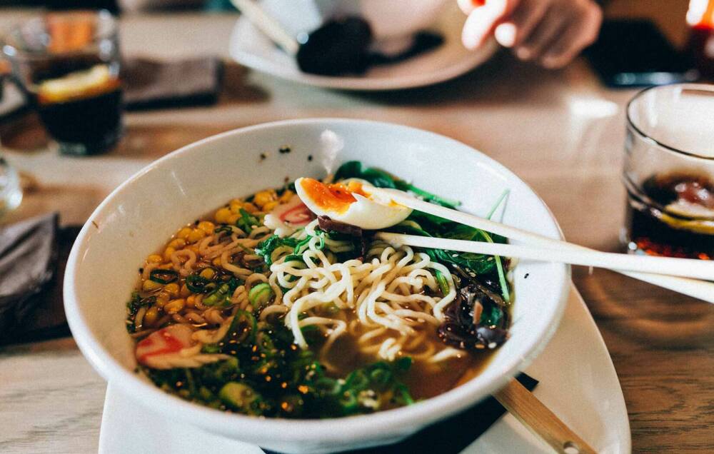 Sushi, Ramen und Bowls: Das Supa Panda Ramen ist der neue Asia-Geheimtipp in Barmmbek / ©Unsplash/Volkan Kaçmaz
