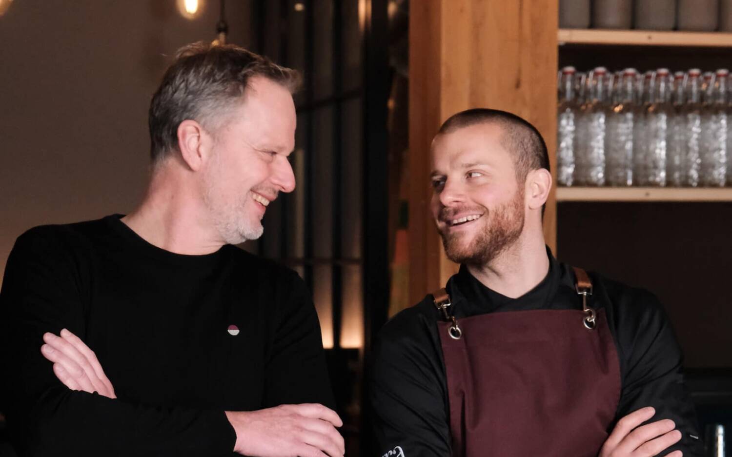 Thorsten van der Linden und Tim Vetter packen im Granat nicht nur anspruchsvolle Speisen, sondern auch hochwertige Drinks auf die Karte / ©Granat