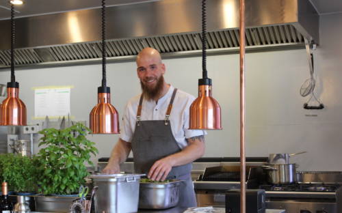 Tobias Struck hat sich mit seinem eigenen Restaurant einen Traum erfüllt/ ©Open Kitchen