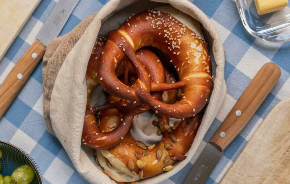 Das Hofbräu an der Alster serviert bereits seit 2005 bayerische Küche / ©Unsplash/Daniel Schludi