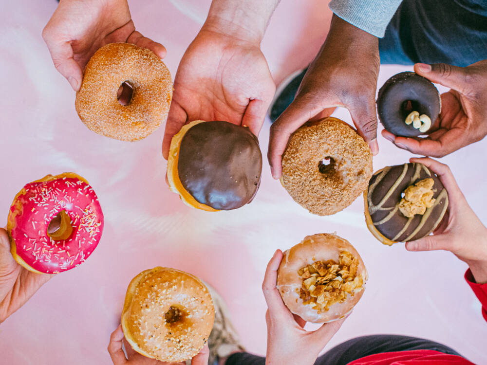 Gibt es in verschiedenen Farben und Formen: Donuts bei Brammibal’s / ©Brammibal’s Donuts