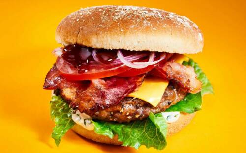 Saftiger Burger in Bergedorf bei Jim Block / ©Jim Block