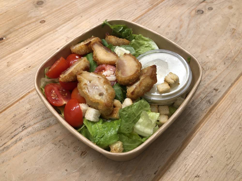 Caesar Salat mit frittiertem Hähnchen, 9 Euro