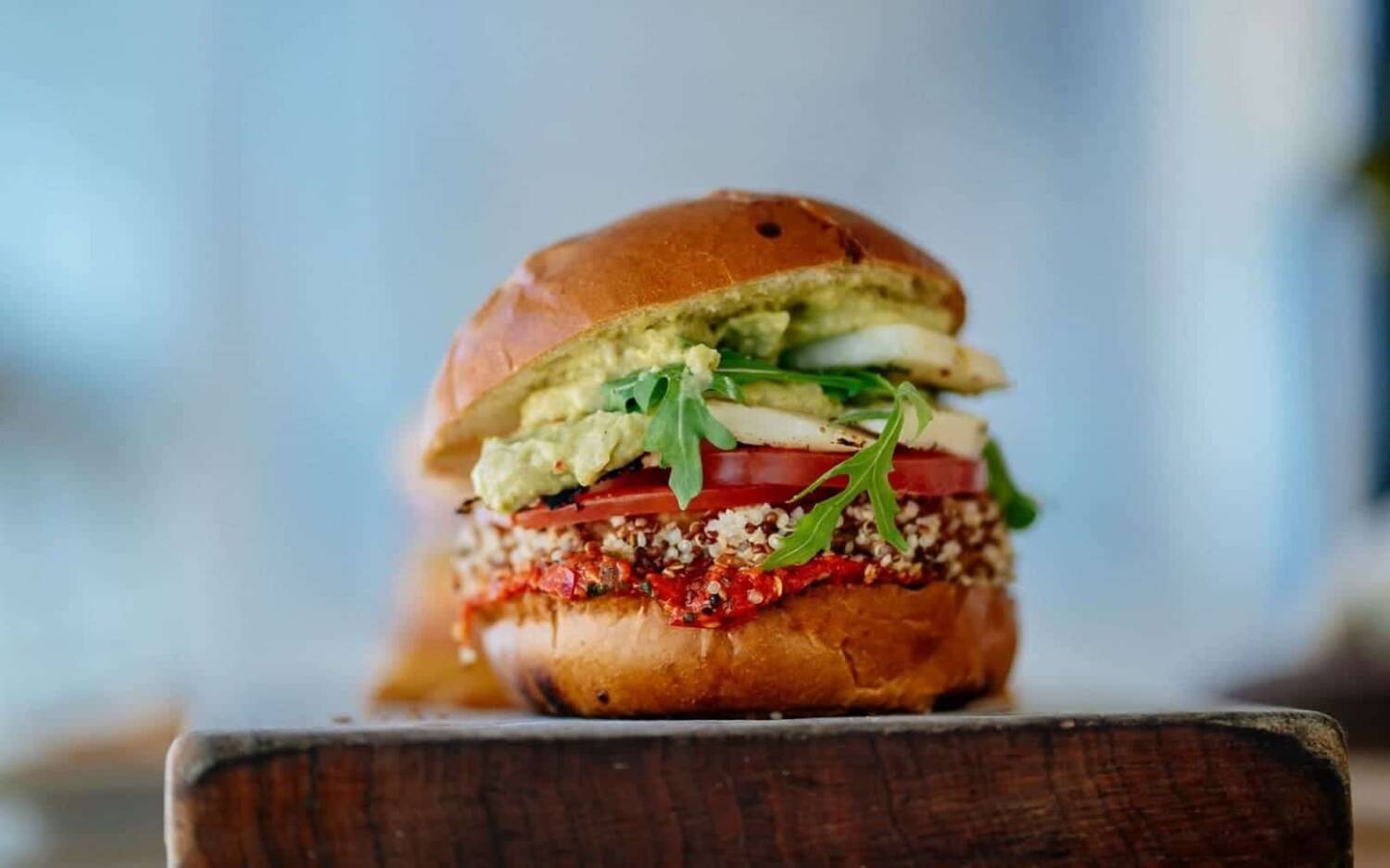 In Hamburg gibt es viele und leckere vegane Restaurants / ©Unsplash/Lefteris Kallergis