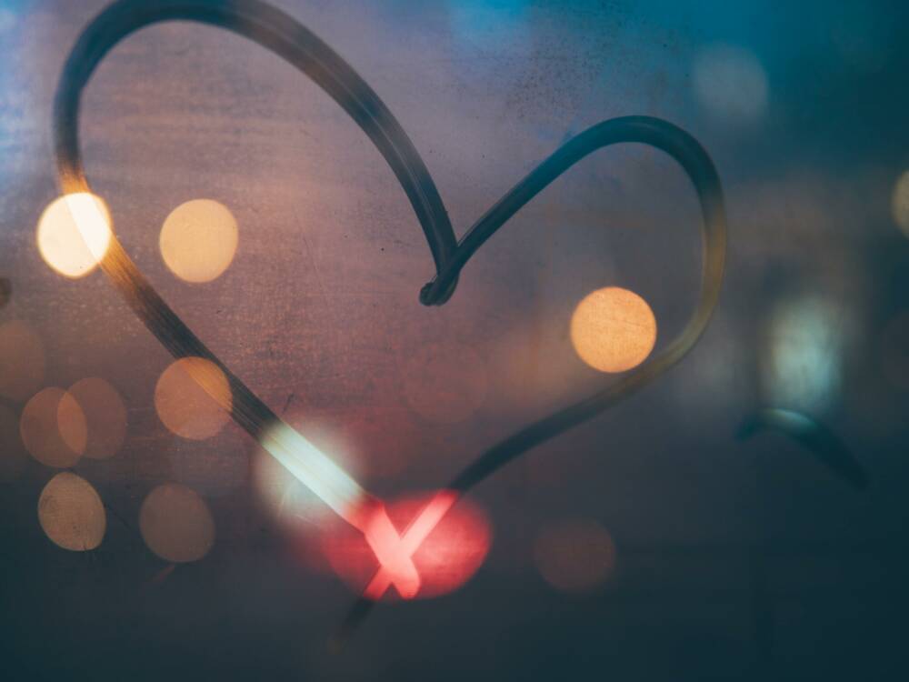 Am Valentinstag allein? Mit den richtigen Leckereien gar kein Problem / ©Unsplash/Michael Fenton