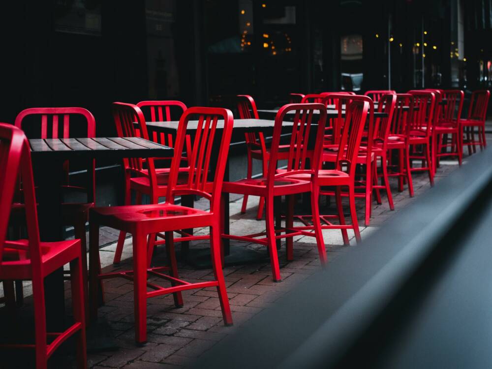 Hamburgs Gastrowelt steht still: Das sagen die Gastronomen über den Lockdown in der Hansestadt /©Unsplash/Mike Beamer