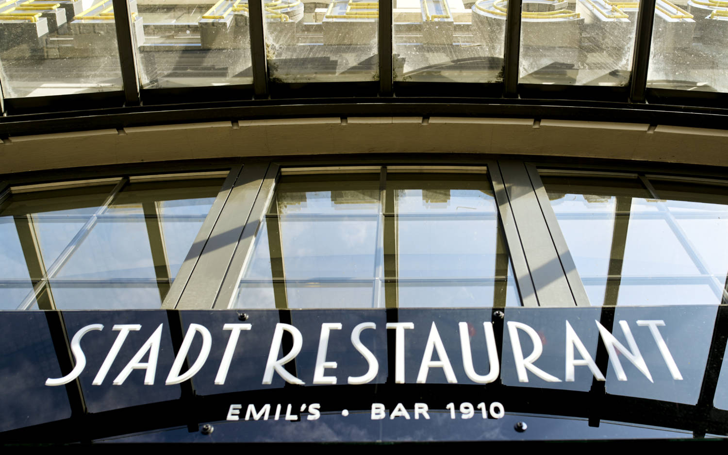 Das Stadt Restaurant in St. Georg – Emil's Bar 1910 / ©Marc Sill