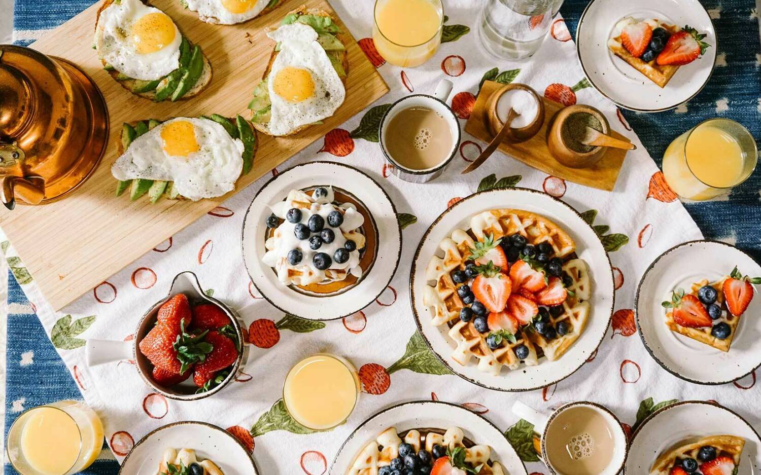 Café Klatsch: Alles für’s hungrige Frühstücksherz / ©Unsplash/Rachel Park