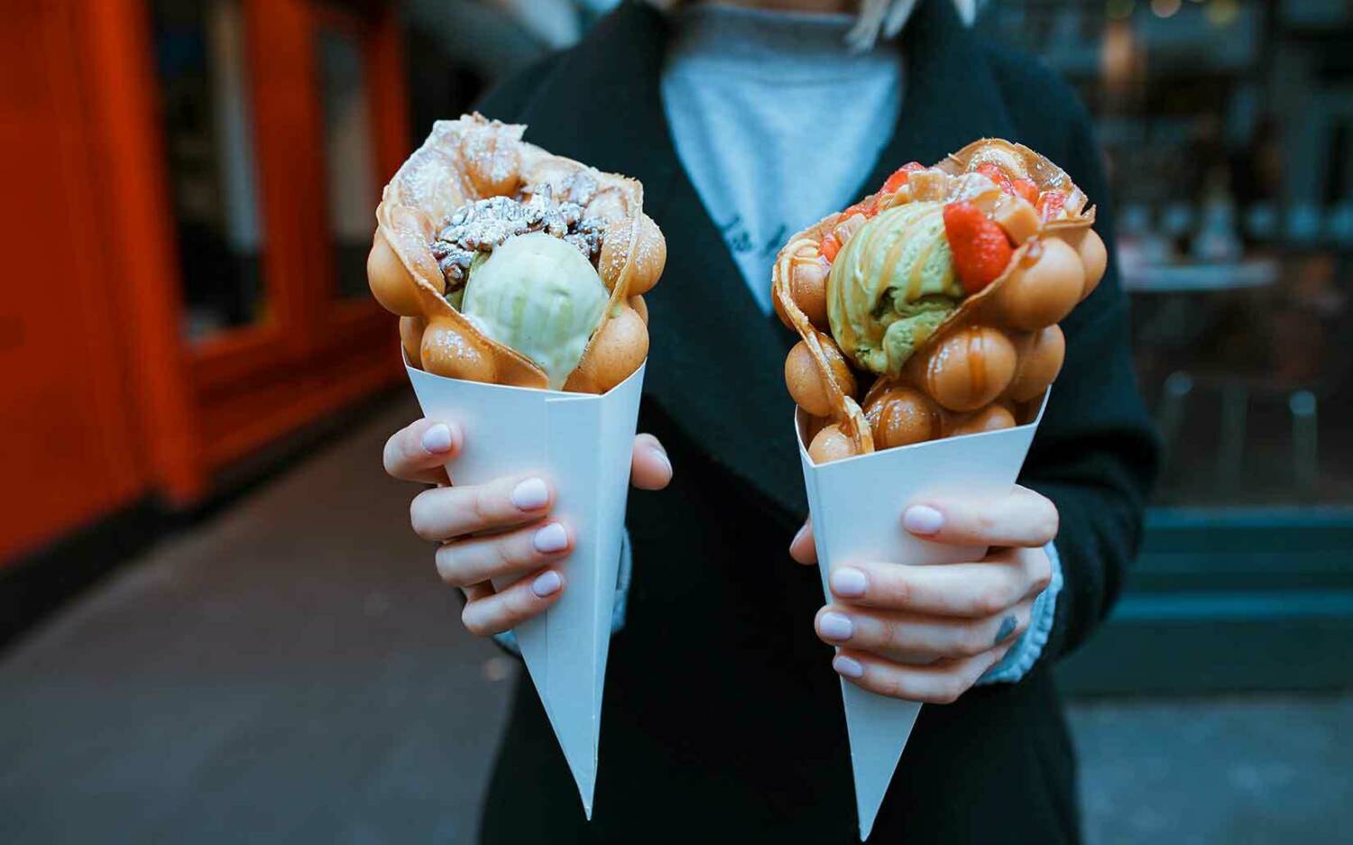 Gibt es auch bei Nice Cream in Dulsberg: Eis in der Bubble Waffle / ©Unsplash/Toa Heftiba