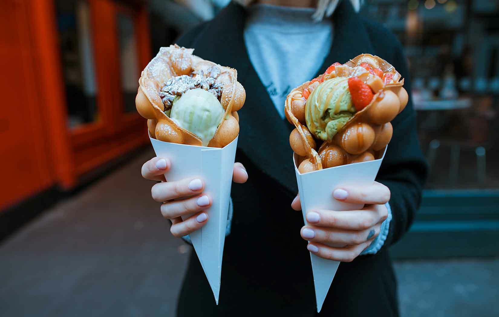 Nice Cream Eis in der Bubble Waffel GenussGuide