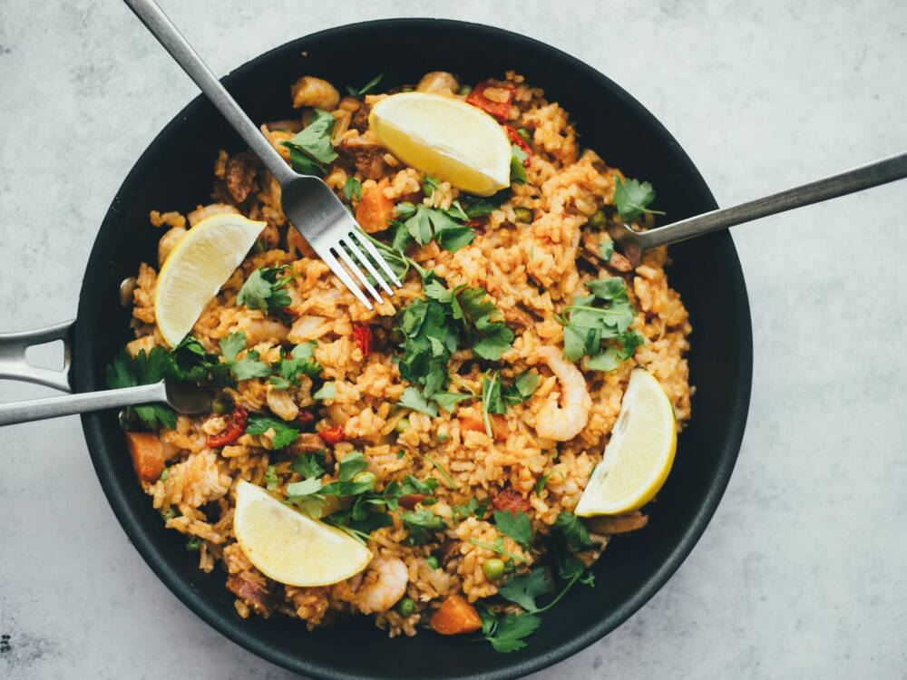 Auf 'ne Paella am Schulterblatt: Das Bairro Alto in der Schanze / ©Unsplash/Annie Spratt