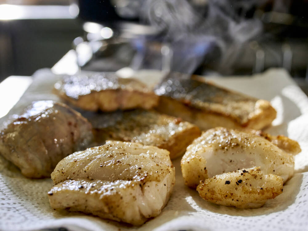 Breckwoldt’s Delikatessen aus dem Meer: Frischer Fisch und Käsespezialitäten / ©Marc Sill