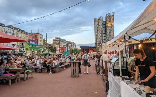 Der Spielbudenplatz lockt am 29. Juli mit zahlreichen Info- und Essensständen / ©Veganes Straßenfest Hamburg