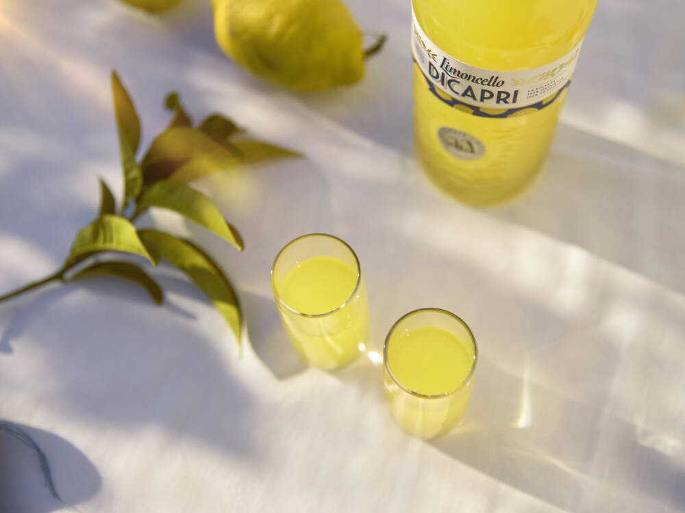 Einzigartig: Der Limoncello Di Capri ist hellgelb, zitronig-frisch und perfekt für den Sommer / ©Consumption shots