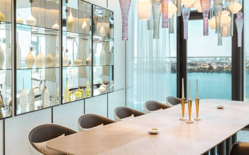 Hanseatisches Fine Dining mit imposantem Alsterblick im Lakeside / ©Lakeside