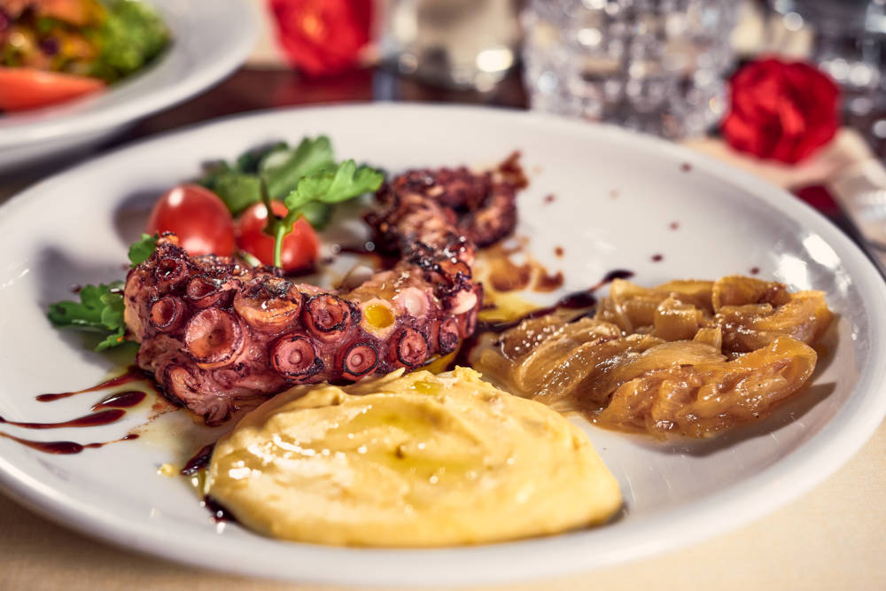 Vor allem Meeresfrüchte kann die griechische Küche im Kalliopea hervorragend / ©Marc Sill