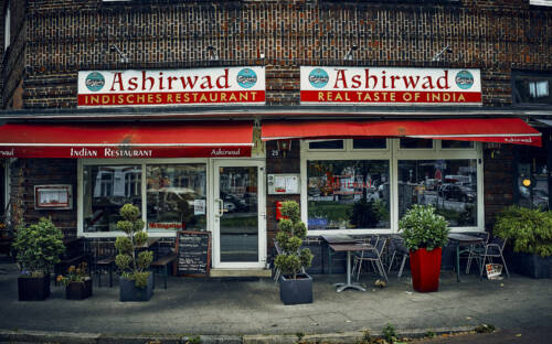 An der Bahrenfelder Chaussee liegt das indische Lokal Ashirwad / ©Marc Sill