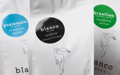 Die hauseigene blanco-Kaffeeröstung gibt es als Espresso und Filterckaffee / ©Café Blanco