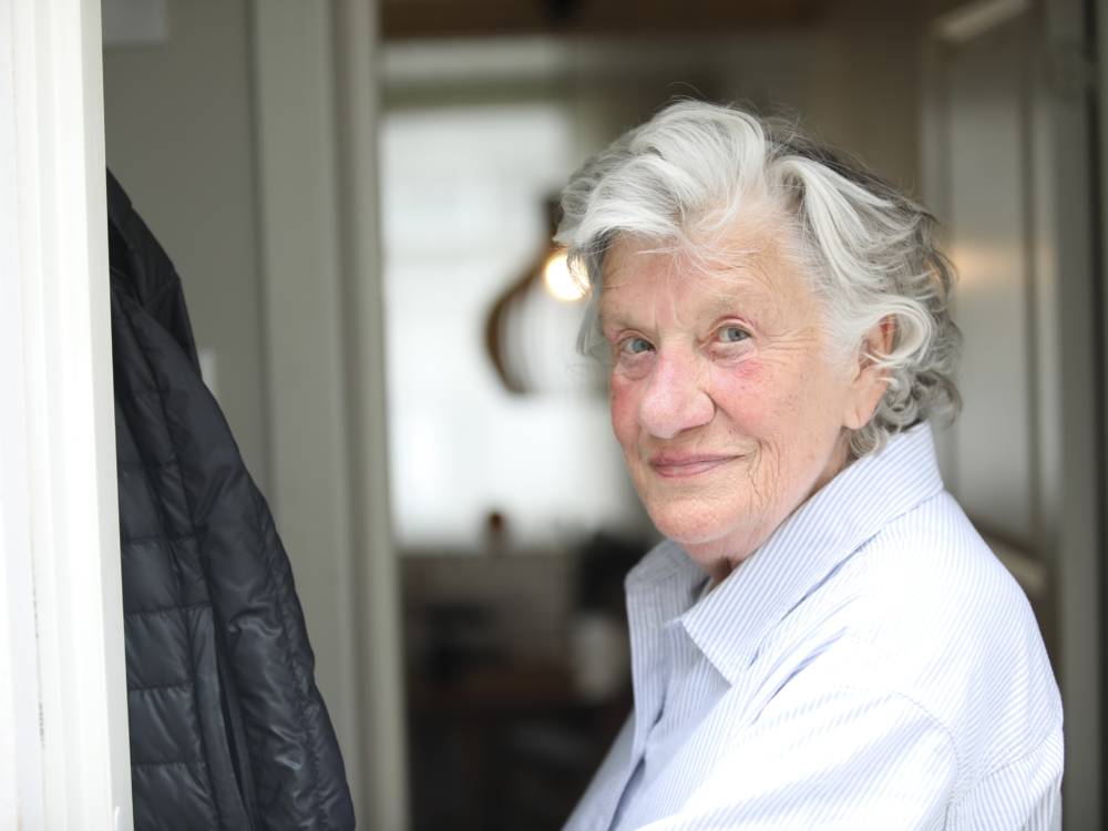 Ans Aufhören und zur Ruhe setzen denkt Monika Fuchs mit 85 Jahren noch lange nicht / ©Sebastian Fuchs