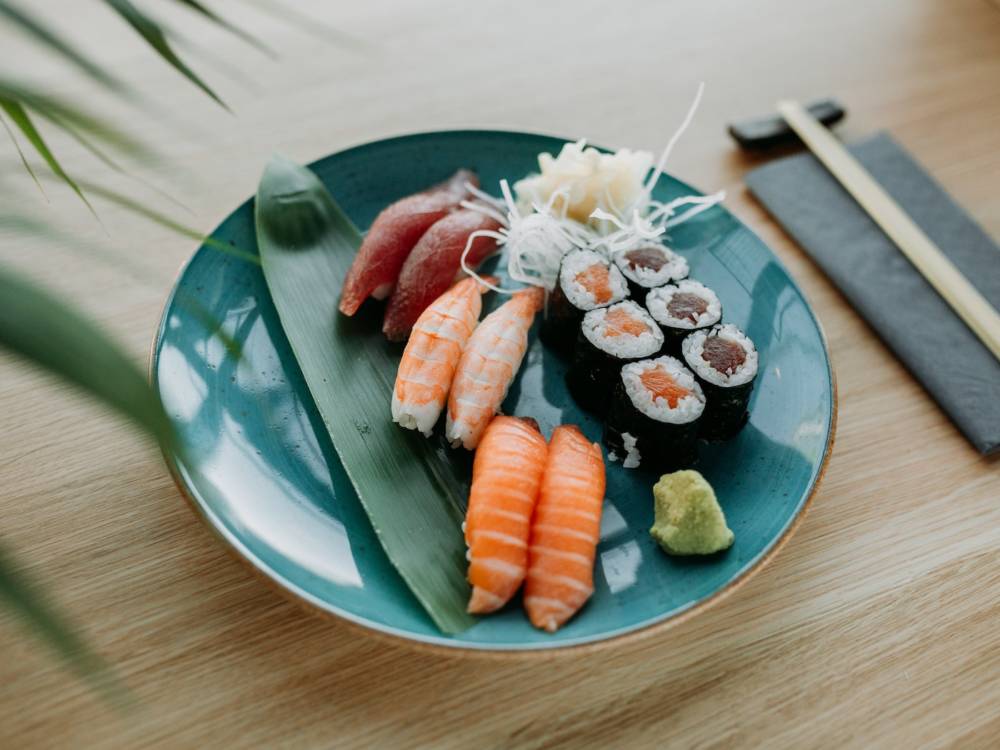 Im Gong wartet ein üppiges Sushi-All-you-can-eat-Buffet / ©Unsplash/Marta Filipczyk