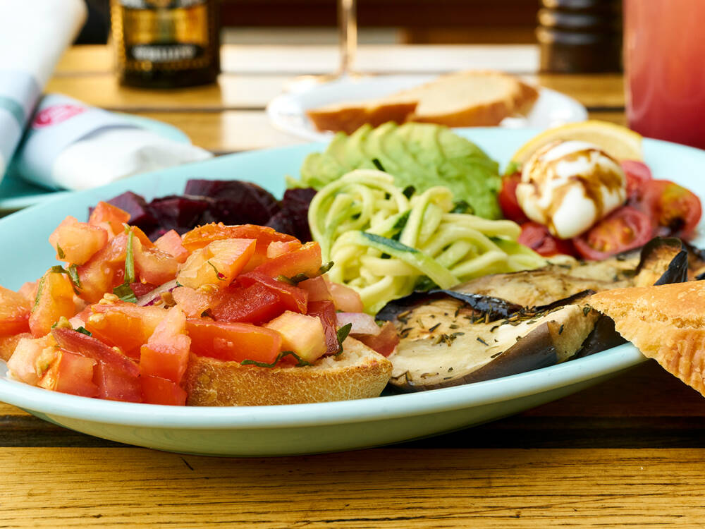 Italienische Klassiker: Im Mama Trattoria in Blankenese gibt es traditionelle italienische Speisen und Getränke /©Marc Sill