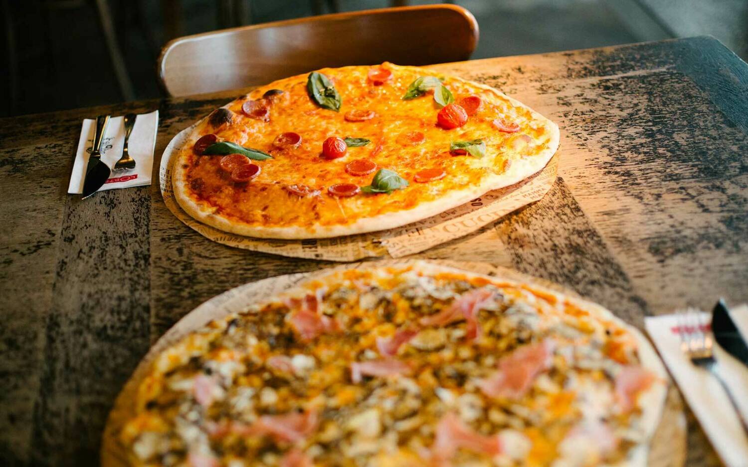 Zuverlässiger Italiener für die Mittagspause: Pizza in der L’Osteria / ©David Strüning