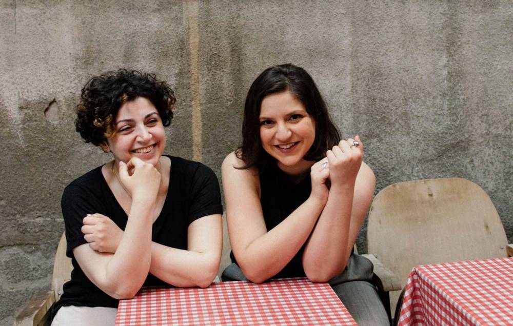 Die beiden Kochbuchautorinnen: Marianna Deinyan und Anna Aridzanja / ©Knarik Gasparyan