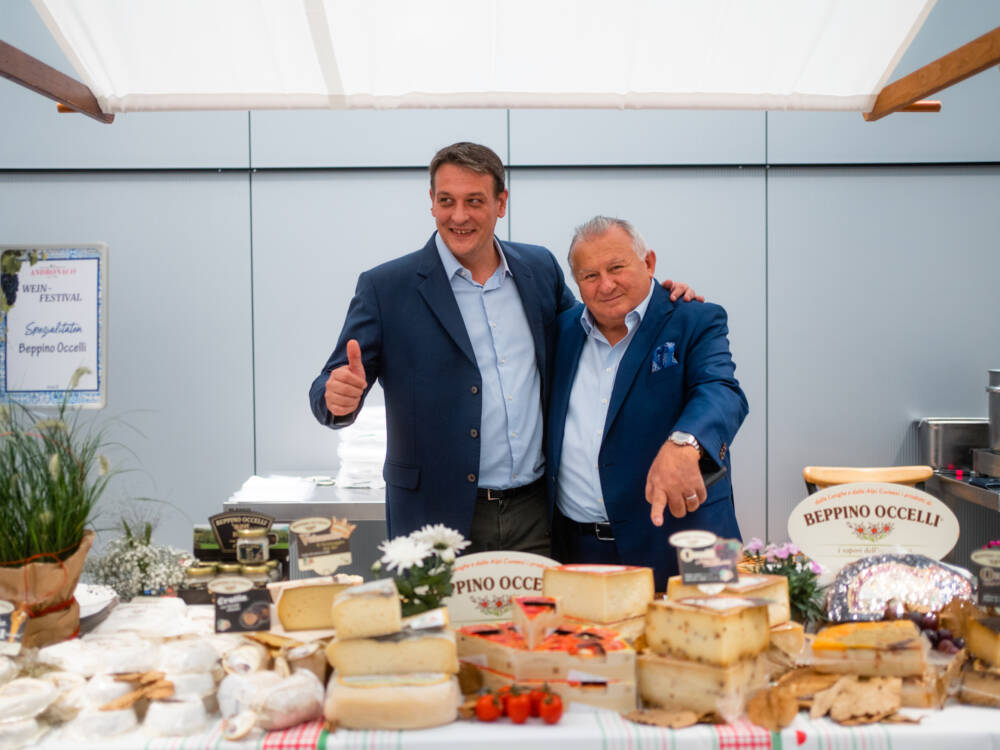 Vincenzo Andronaco (r.) steht wie kaum ein anderer in Hamburg für italienischen Genuss / ©Kennedy Production