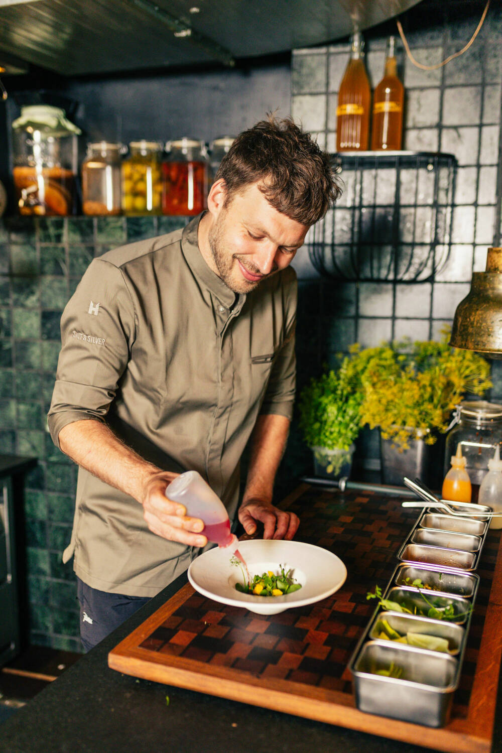 Simon Lindow ist Küchenchef im Salt & Silver und der Kopf hinter dem Rezept / ©Julia Schumacher