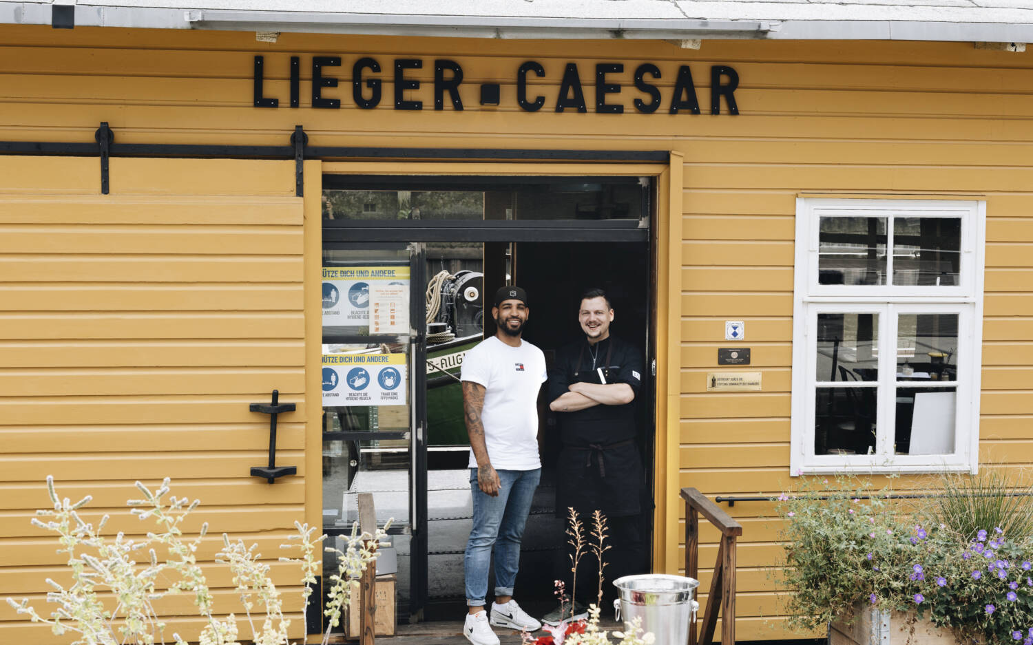 Lieger-Caesar-Geschäftsführer Steve Förster (l.) setzt in Zukunft voll auf Events / ©Julia Schumacher 