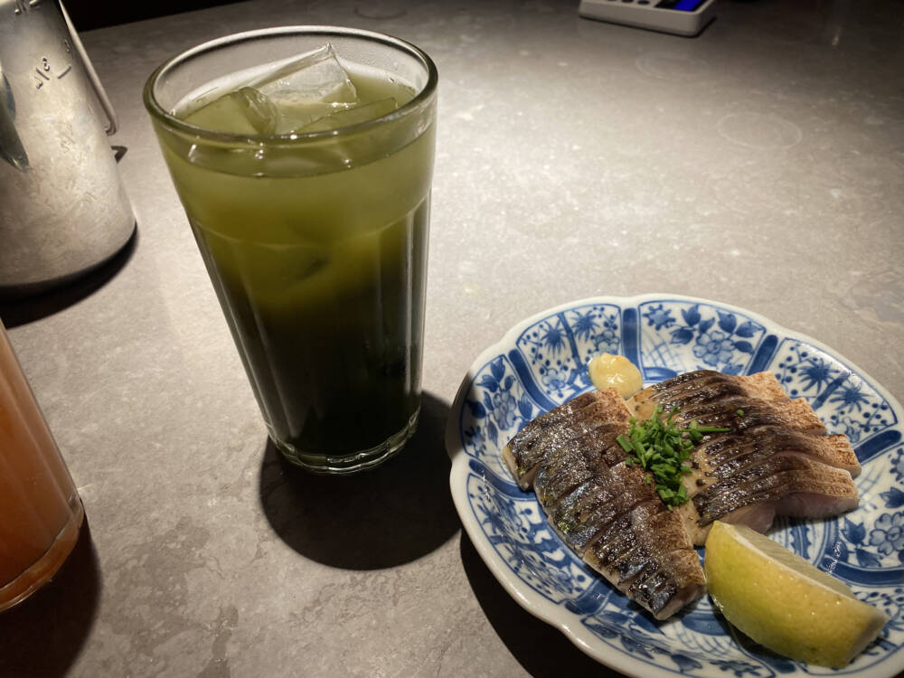 Matcha mal anders: Im Izakaya gibt es den einzigen Matcha-Shochu in Hamburg /  ©Tammy Kim Duong