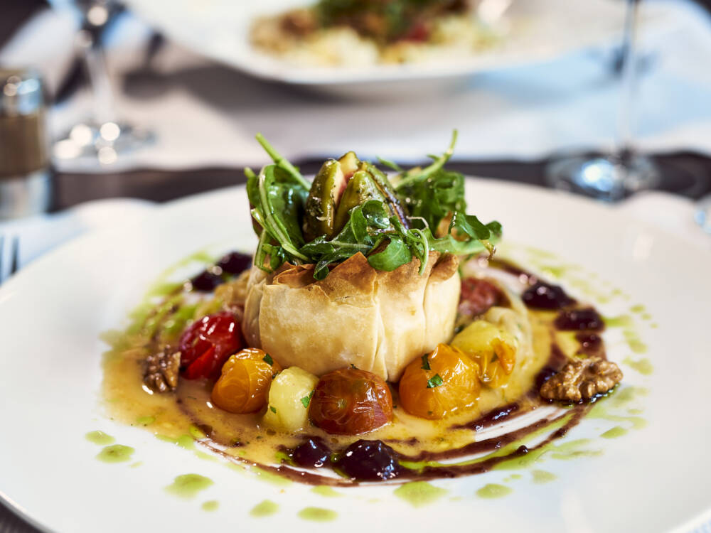 Das Café Fritz serviert Heimatküche mit besonderem Geschick beim Anrichten der Teller / ©Marc Sill