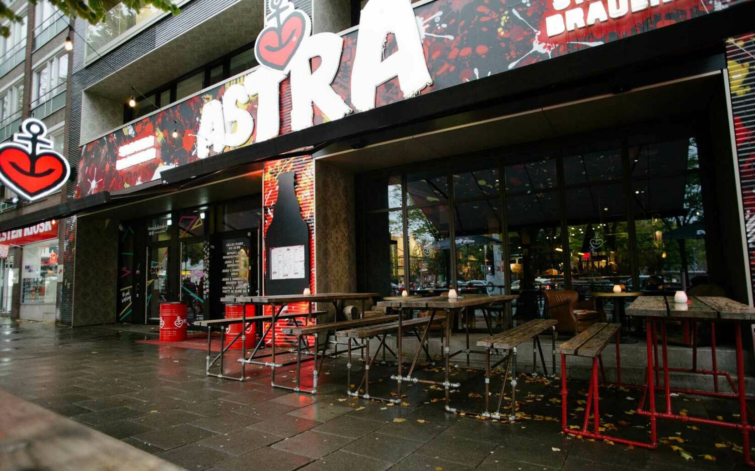 Brauereiführungen und Seminare gehören ebenfalls zum Programm der Astra St. Pauli Brauerei / ©David Strüning