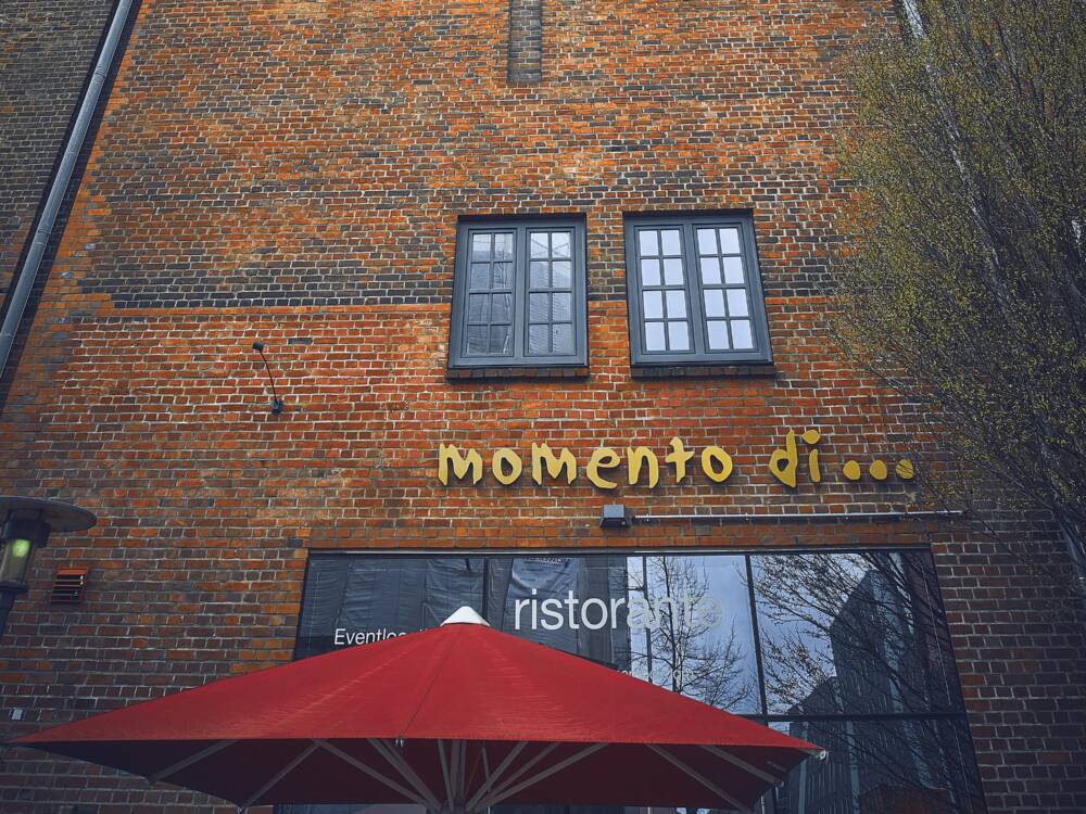 Das Momento di… liegt unweit des Harburger Binnenhafens in einem alten Industriegebäude / ©Marc Sill