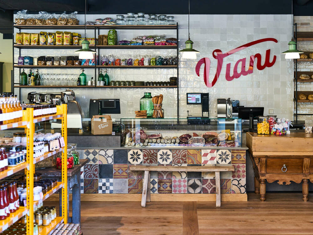 In den Viani-Stores warten feine italienische Produkte / ©Viani