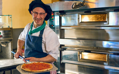 Eine gute Pizza kommt auch ohne viel Schnickschnack aus: Pizzeria Häcklingen in Lüneburg / ©Marc Sill