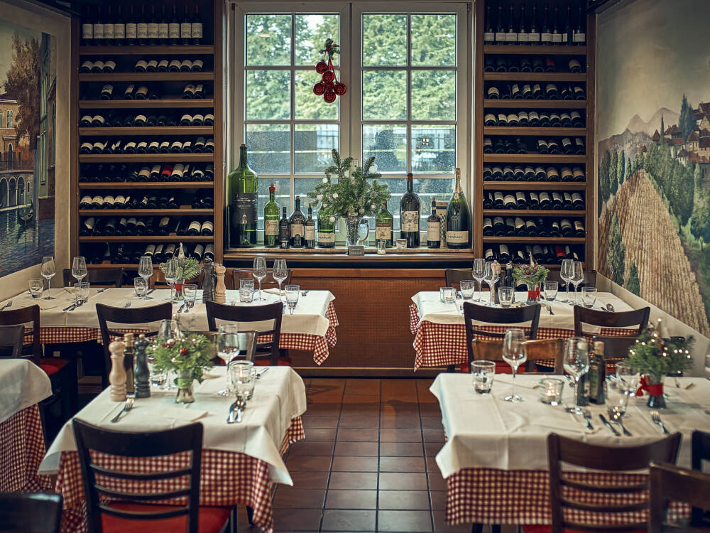 Beeindruckt mit seiner üppigen Weinsammlung: das Barolo in Norderstedt / ©Marc Sill