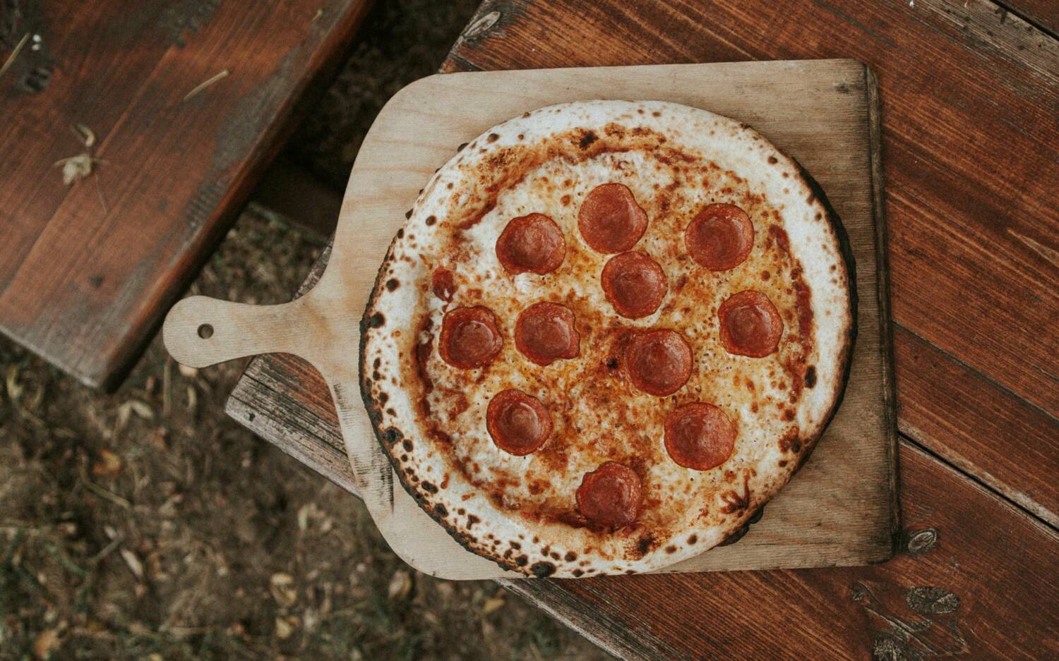 Dünner Teig und krosser Rand: Die Pizza bei Slim Jims hält, was sie verspricht / ©Unsplash/Mariusz Słoński