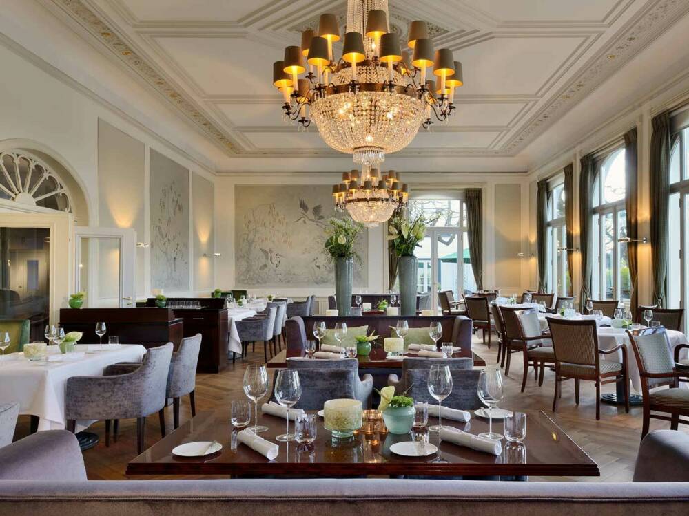 Jacobs Restaurant: gehobenes Ambiente direkt an der Elbe / ©Jacobs Restaurant