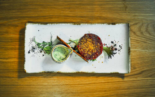 Bunte Bistro-Küche, marktfrische Empfehlungen und vegetarische Ideen im Loewen / ©Marc Sill