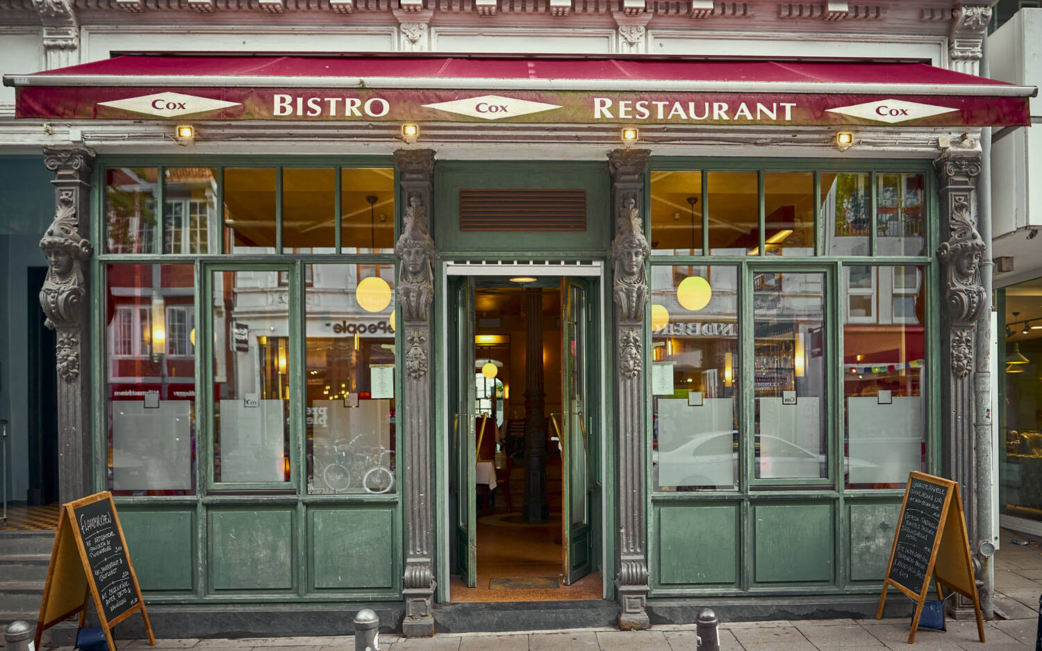 Größer, als es scheint: das Restaurant Cox an der Langen Reihe / ©Marc Sill