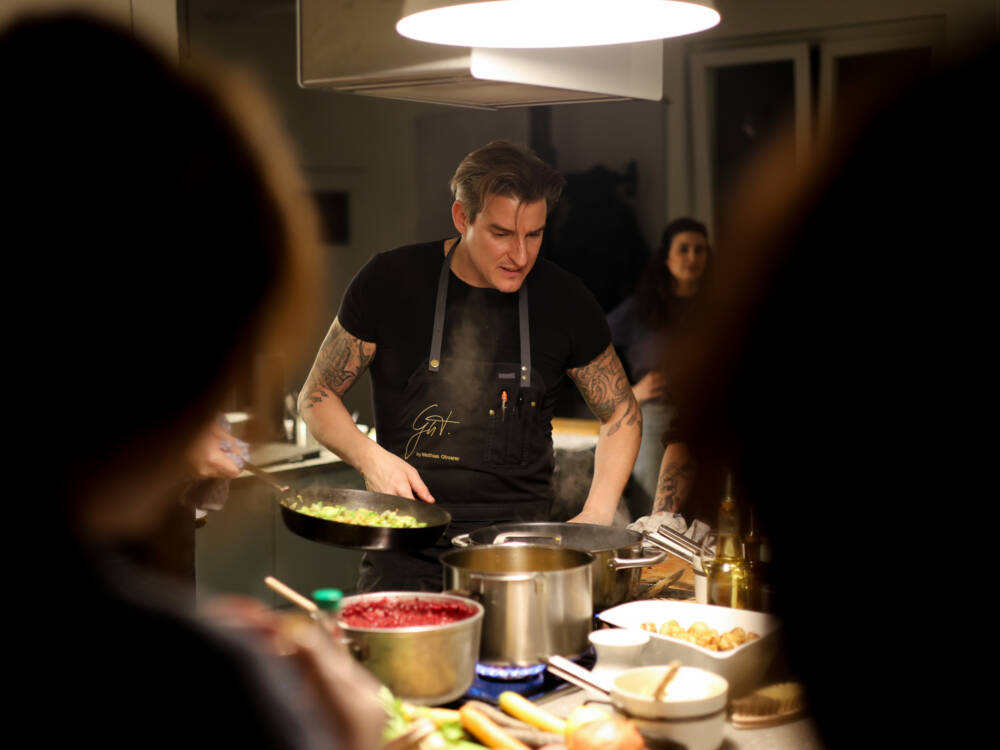 Matthias Gfrörer setzte beim Kochkurs Wintergemüse in Szene / ©Johanna Zobel