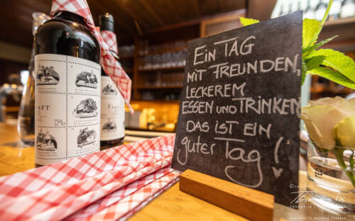 Der Landgasthof zur Eiche in Hanstedt – Ein Tag mit Freunden, leckerem Essen und Trinken – Das ist ein guter Tag! / ©Zur Eiche